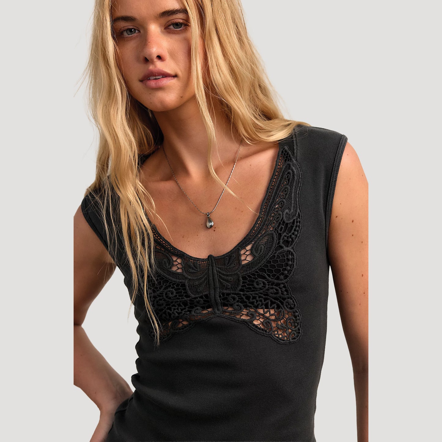 Tricia Fix Butterfly Tank